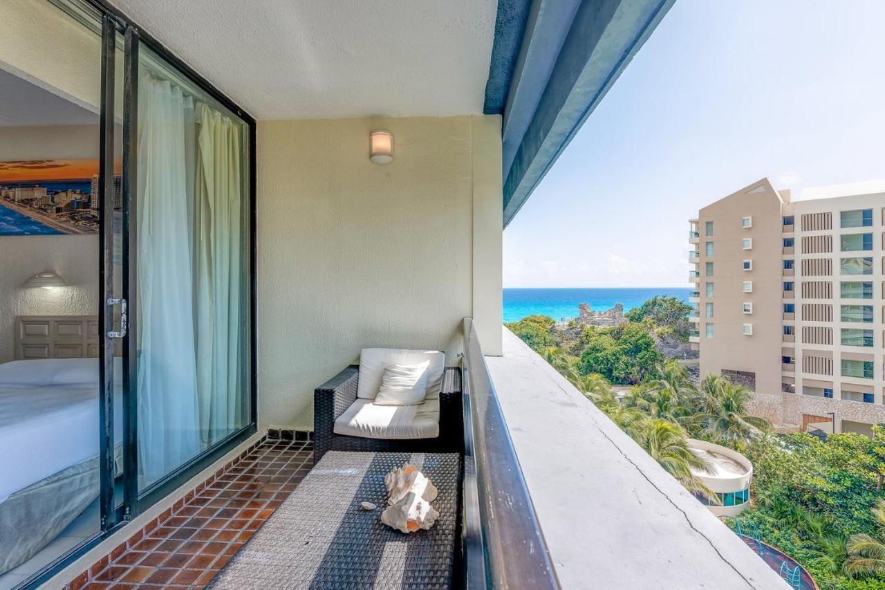 Condos In Prime Cancun Location Plus 3 Pools Bagian luar foto