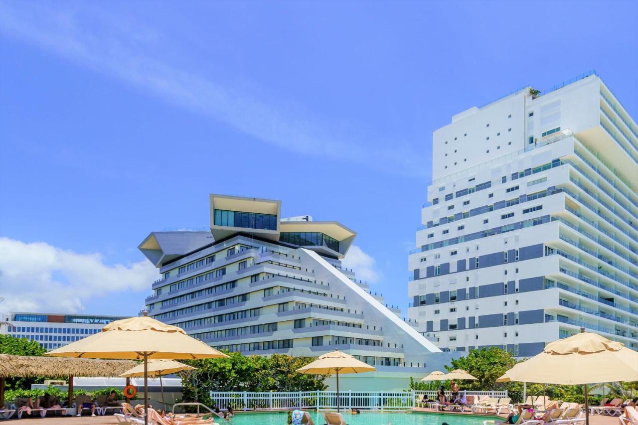 Condos In Prime Cancun Location Plus 3 Pools Bagian luar foto
