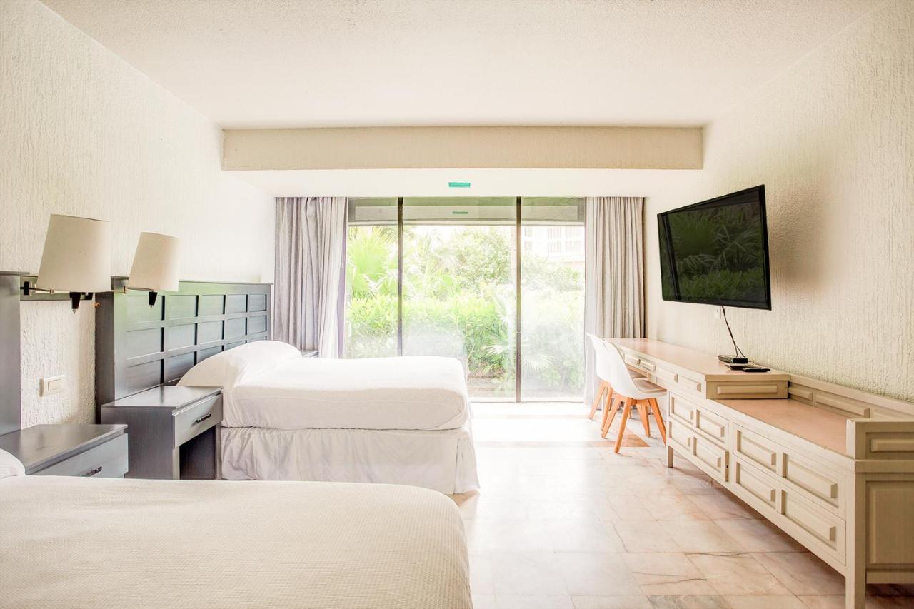 Condos In Prime Cancun Location Plus 3 Pools Bagian luar foto